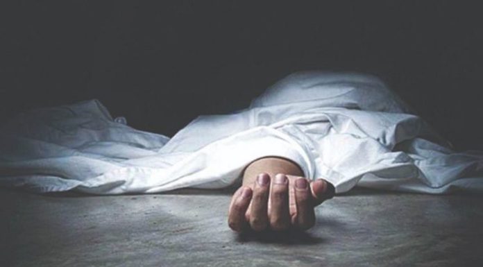 ਤਿਉਹਾਰ ‘ਤੇ ਲੱਗੀਆਂ ਮੁਫਤ ਸਾੜੀਆਂ, ਟੋਕਨ ਲੈਣ ਦੇ ਚੱਕਰ ‘ਚ ਮਚੀ ਭਗਦੜ, 4 ਔਰਤਾਂ ਦੀ ਮੌਤ