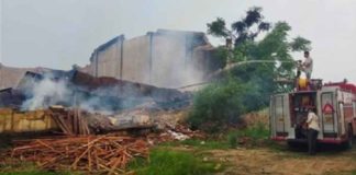 ਸੰਗਰੂਰ : ਫਰਨੀਚਰ ਦੇ ਗੋਦਾਮ ‘ਚ ਲੱਗੀ ਭਿਆਨਕ ਅੱਗ, ਹੋਇਆ ਲੱਖਾਂ ਦਾ ਨੁਕਸਾਨ