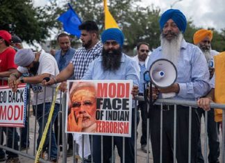 ਪ੍ਰਵਾਸੀ ਭਾਰਤੀ ਆਏ ਕਿਸਾਨਾਂ ਦੇ ਹੱਕ ‘ਚ, ਅਮਰੀਕਾ ਗਏ ਮੋਦੀ ਦਾ ਜ਼ਬਰਦਸਤ ਵਿਰੋਧ, ਹਿਟਲਰ ਨਾਲ ਕੀਤੀ ਤੁਲਨਾ