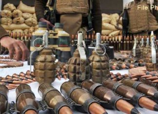 ਅਸਲਾ ਤੇ ਵਿਸਫੋਟਕ ਪਦਾਰਥ ਸਣੇ 3 ਕਾਰ ਸਵਾਰ ਕਾਬੂ