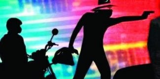 ਲੁਧਿਆਣਾ : ਬਾਈਕ ਸਵਾਰਾਂ ਨੇ ਬੰਦੂਕ ਦੀ ਨੋਕ ‘ਤੇ ਲੁੱਟੇ 35 ਲੱਖ, ਮੁਲਾਜ਼ਮਾਂ ਕੋਲ ਰਿਵਾਲਵਰ ਹੋਣ ਦੇ ਬਾਵਜੂਦ ਨਹੀਂ ਕੀਤਾ ਲੁਟੇਰਿਆਂ ਦਾ ਵਿਰੋਧ