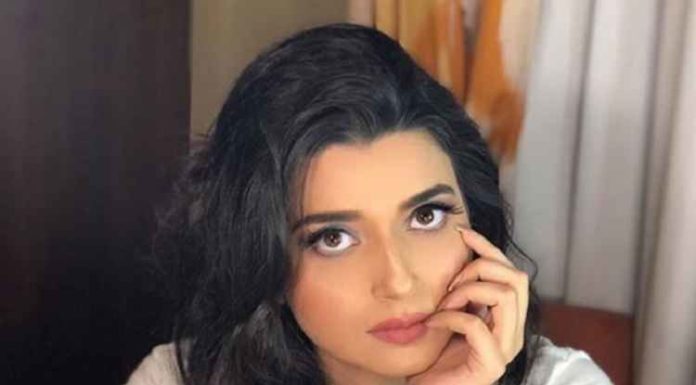 ਕਿਸਾਨ ਅੰਦੋਲਨ ਕਾਰਨ ਨਿਮਰਤ ਖਹਿਰਾ ਨੇ ਬਾਲੀਵੁੱਡ ਫ਼ਿਲਮ ਕਰਨ ਤੋਂ ਕੀਤਾ ਇਨਕਾਰ, ‘ਗ਼ਦਰ-2’ ਦਾ ਆਫ਼ਰ ਠੁਕਰਾਇਆ