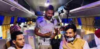 ਜਦੋਂ ਟਰਾਂਸਪੋਰਟ ਮੰਤਰੀ ਰਾਜਾ ਵੜਿੰਗ ਨੇ ਚੰਡੀਗੜ੍ਹ ਤੋਂ ਗਿੱਦੜਵਾਹਾ ਜਾਣ ਲਈ PRTC ਬੱਸ ‘ਚ ਸਫਰ ਕਰਕੇ ਸਵਾਰੀਆਂ ਦੀਆਂ ਸੁਣੀਆਂ ਸਮੱਸਿਆਵਾਂ