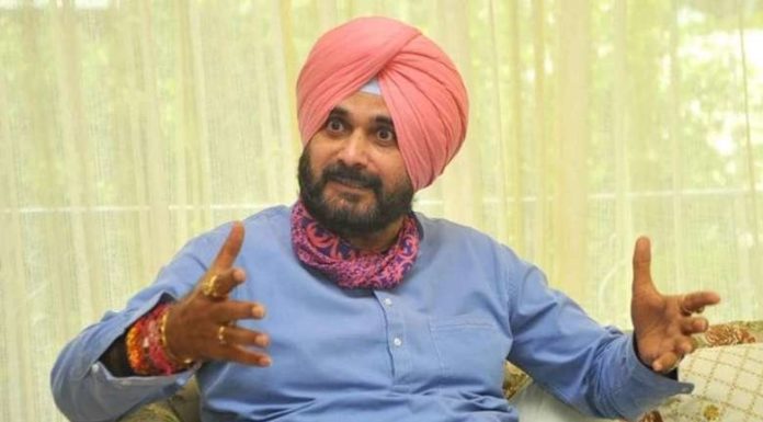 ਪੰਜਾਬ ‘ਚ ਕੌਣ ਹੋਵੇਗਾ ਕਾਂਗਰਸ ਦਾ ਮੁੱਖ ਮੰਤਰੀ ਚਿਹਰਾ, ਕਿਹੜੀ ਸੀਟ ਤੋਂ ਲੜਨਗੇ ਨਵਜੋਤ ਸਿੱਧੂ, ਪੜ੍ਹੋ ਸਿੱਧੂ ਦਾ ਵੱਡਾ ਐਲਾਨ