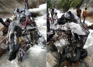 ਹਿਮਾਚਲ : 500 ਮੀਟਰ ਡੂੰਘੀ ਖੱਡ ‘ਚ ਡਿੱਗੀ ਕਾਰ, ਮਾਂ-ਪਿਓ ਤੇ ਧੀ ਦੀ ਮੌਤ, ਔਰਤ ਲਾਪਤਾ