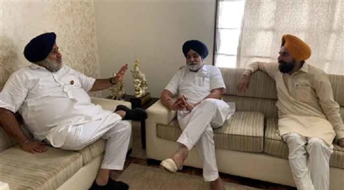 ਸਾਬਕਾ ਮੰਤਰੀ ਮਲੂਕਾ ਦੇ ਘਰ ਪੁੱਜੇ ਸੁਖਬੀਰ ਬਾਦਲ, ਚੋਣਾਂ ਨੂੰ ਲੈ ਕੇ ਕੀਤਾ ਇਹ ਵੱਡਾ ਐਲਾਨ