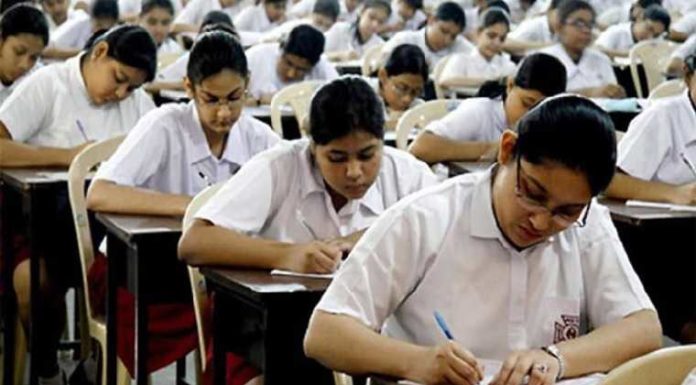 ਲਿਖਤੀ ਤੋਂ ਪਹਿਲਾਂ ਪ੍ਰੈਕਟੀਕਲ ਪ੍ਰੀਖਿਆ ਲਵੇਗਾ CBSE, ਪੜ੍ਹੋ ਡਿਟੇਲ