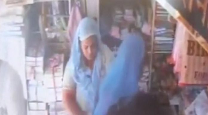 ਗੜ੍ਹਸ਼ੰਕਰ : ਨੌਸਰਬਾਜ਼ ਔਰਤਾਂ ਦਿਨ-ਦਿਹਾੜੇ ਬਜ਼ੁਰਗ ਔਰਤ ਦਾ ਪੈਸਿਆਂ ਨਾਲ ਭਰਿਆ ਪਰਸ ਖੋਹ ਕੇ ਫਰਾਰ