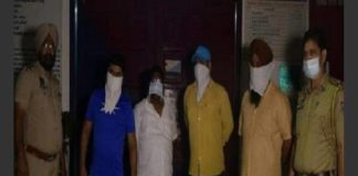 ਜਲੰਧਰ : ਹੋਟਲ ‘ਚ ਜੂਆ ਖੇਡ ਰਹੇ ਸੀ ਸ਼ਹਿਰ ਦੇ ਨਾਮੀ ਲੋਕ, ਪੁਲਿਸ ਨੇ ਰੇਡ ਕਰਕੇ 4 ਨੂੰ ਕੀਤਾ ਗ੍ਰਿਫਤਾਰ