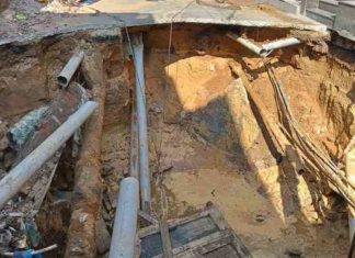 ਲੁਧਿਆਣਾ ਦੇ ਦੀਪ ਨਗਰ ‘ਚ ਧਸੀ ਸੜਕ, ਐਕਟਿਵਾ ਸਵਾਰ ਸਕੂਲੀ ਬੱਚਿਆਂ ਨੂੰ ਲੱਗੀਆਂ ਸੱਟਾਂ