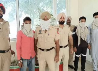 ਪਿੰਡ ਦੇ ਹੀ 3 ਮੁੰਡਿਆਂ ਨੇ ਦੁਬਈ ਤੋਂ ਫੋਨ ਕਰਵਾ ਕੇ ਲੇਡੀ ਡਾਕਟਰ ਤੋਂ ਮੰਗੇ 50 ਲੱਖ, ਫੜੇ ਗਏ ਤਾਂ ਕਹਿੰਦੇ- ਮਨ ‘ਚ ਲਾਲਚ ਆ ਗਿਆ ਸੀ