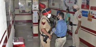 ਲੁਧਿਆਣਾ : ਮੁਥੂਟ ਫਾਈਨਾਂਸ ਦੇ ਦਫਤਰ ‘ਚ ਲੁੱਟ ਦੀ ਵਾਰਦਾਤ, ਮੈਨੇਜਰ ਨੂੰ ਮਾਰੀ ਗੋਲੀ, ਫੈਲੀ ਦਹਿਸ਼ਤ