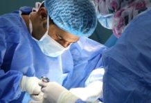 ਰੱਬ ਹੀ ਰਾਖਾ! ਪੱਥਰੀ ਦੀ ਥਾਂ ਡਾਕਟਰ ਨੇ ਕੱਢ ਦਿੱਤੀ ਕਿਡਨੀ, 4 ਮਹੀਨੇ ਬਾਅਦ ਮਰੀਜ਼ ਦੀ ਹੋਈ ਮੌਤ, ਹਸਪਤਾਲ ਨੂੰ ਲੱਗਾ 11.23 ਲੱਖ ਜੁਰਮਾਨਾ