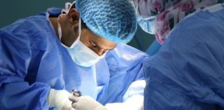 ਰੱਬ ਹੀ ਰਾਖਾ! ਪੱਥਰੀ ਦੀ ਥਾਂ ਡਾਕਟਰ ਨੇ ਕੱਢ ਦਿੱਤੀ ਕਿਡਨੀ, 4 ਮਹੀਨੇ ਬਾਅਦ ਮਰੀਜ਼ ਦੀ ਹੋਈ ਮੌਤ, ਹਸਪਤਾਲ ਨੂੰ ਲੱਗਾ 11.23 ਲੱਖ ਜੁਰਮਾਨਾ