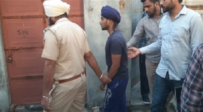 ਸਮਰਾਲਾ : ਗੰਡਾਸਾ ਮਾਰ ਕੇ ਕੀਤਾ ਦਾਦਾ-ਦਾਦੀ ਦਾ ਕਤਲ, ਮਕਾਨ ਤੇ ਪਲਾਟ ਆਪਣੇ ਨਾਂ ਕਰਵਾਉਣਾ ਚਾਹੁੰਦਾ ਸੀ ਪੋਤਾ