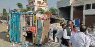 ਗੁਰਦਾਸਪੁਰ : ਪਾਦਰੀ ਨੇ ਬਾਈਬਲ ਦਾ ਟਰੱਕ ਵੇਚਿਆ ਰੱਦੀ ‘ਚ, ਜਦ ਪਲਟਿਆ ਤਾਂ ਖੁੱਲ੍ਹਾ ਭੇਤ