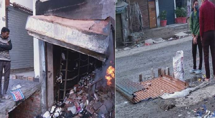 ਜਲੰਧਰ : ਆਦਮਪੁਰ ਬੱਸ ਸਟੈਂਡ ਨੇੜੇ ਕਿਤਾਬਾਂ ਦੀ ਦੁਕਾਨ ‘ਤੇ ਤੜਕਸਾਰ ਹੋਇਆ ਧਮਾਕਾ, ਇਕ ਦੀ ਮੌਤ, ਇਕ ਜ਼ਖਮੀ