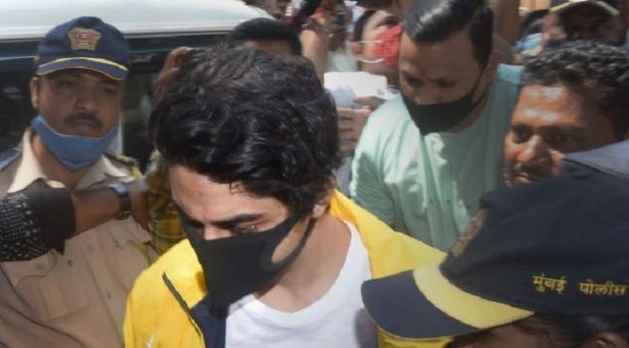 NCB ਦੇ ਸਾਹਮਣੇ ਪੇਸ਼ ਹੋਏ ਆਰੀਅਨ ਖ਼ਾਨ, ਜ਼ਮਾਨਤ ਦੇ ਹੁਕਮ ‘ਚ ਹਫ਼ਤਾਵਾਰੀ ਹਾਜ਼ਰੀ ਵੀ ਸੀ ਸ਼ਰਤ