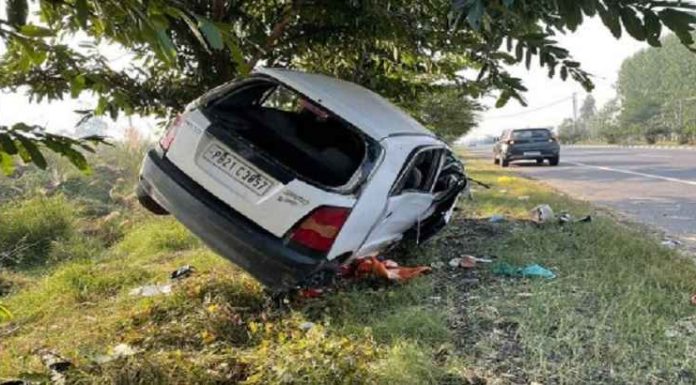 ਜਲੰਧਰ ‘ਚ ਸਵੇਰੇ-ਸਵੇਰੇ ਸੜਕ ਹਾਦਸਾ : ਡਾਇਲਸਿਸ ਕਰਵਾਉਣ ਜਾ ਰਹੇ ਪਿਤਾ ਦੀ ਮੌਤ, ਬੇਟਾ ਜ਼ਖਮੀ