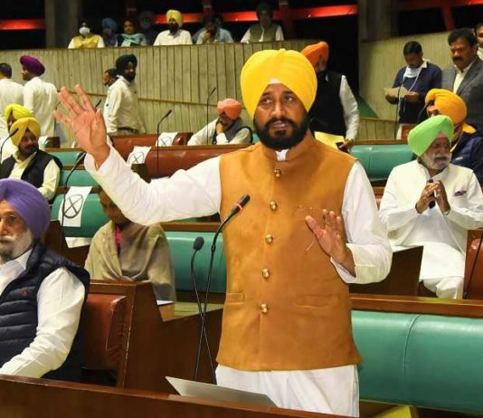 ਅਕਾਲੀਆਂ ਨੇ ਭਾਜਪਾ ਨਾਲ ਮਿਲ ਕੇ ਦੇਸ਼ ਦੇ ਸੰਘੀ ਢਾਂਚੇ ਨੂੰ ਖੇਰੂੰ-ਖੇਰੂੰ ਕੀਤਾ : ਮੁੱਖ ਮੰਤਰੀ ਚੰਨੀ