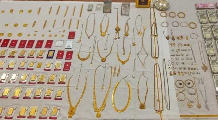 7 KG ਸੋਨਾ, 15 ਲੱਖ ਕੈਸ਼, ਖੇਤੀਬਾੜੀ ਵਿਭਾਗ ਦੇ Joint Director ਦੀ ਦੌਲਤ ਦੇਖ ACB ਹੈਰਾਨ