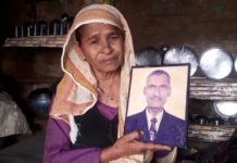 ਪੁੱਤ ਰਹਿੰਦੇ ਵਿਦੇਸ਼ਾਂ ‘ਚ, ਸੱਸ ਨੂੰ ਨੂੰਹਾਂ ਨੇ ਘਰੋਂ ਕੱਢਿਆ, ਦਰ-ਦਰ ਦੀਆਂ ਠੋਕਰਾਂ ਖਾ ਰਹੀ ਬਜ਼ੁਰਗ, Video ਦੇਖ ਹੋ ਜਾਓਗੇ ਭਾਵੁਕ