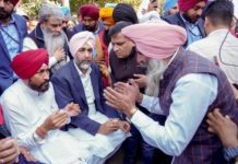 ਆਟੋ ਰਿਕਸ਼ਾ ਚਾਲਕਾਂ ਦੇ ਦਿਲ ਜਿੱਤ ਕੇ ਲੈ ਗਏ ਆਮ ਲੋਕਾਂ ਦੇ ਮੁੱਖ ਮੰਤਰੀ ਚੰਨੀ