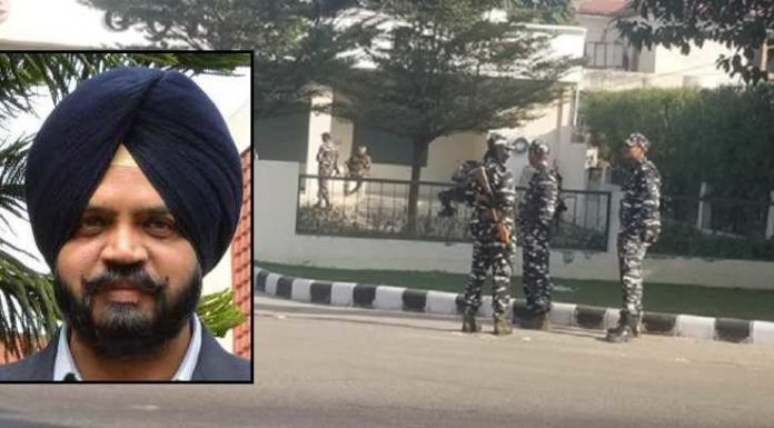 ਅਕਾਲੀ ਵਿਧਾਇਕ ਮਨਪ੍ਰੀਤ ਇਯਾਲੀ ਸਮੇਤ ਕਈ ਬਿਲਡਰਾਂ ਤੇ ਕਾਲੋਨਾਈਜ਼ਰਾਂ ‘ਤੇ IT ਦੀ Raid, ਦਸਤਾਵੇਜ਼ ਜ਼ਬਤ, ਜਾਣੋ ਕੀ ਹੈ ਪੂਰਾ ਮਾਮਲਾ