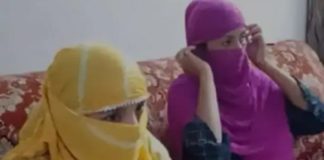 2 ਪਤਨੀਆਂ ਨੂੰ ਛੱਡਣ ਤੋਂ ਬਾਅਦ ਤੀਸਰੀ ਦੇ ਚੱਕਰ ‘ਚ : ਹਿੰਦੂ ਬਣ ਕੇ ਮੰਦਰ ‘ਚ ਲਏ ਫੇਰੇ ਤਾਂ ਮੁਸਲਮਾਨ ਦੱਸ ਕੇ ਦੂਜੀ ਨਾਲ ਕੀਤਾ ਨਿਕਾਹ, ਦੋਵਾਂ ਨੂੰ ਛੱਡਿਆ