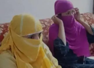 2 ਪਤਨੀਆਂ ਨੂੰ ਛੱਡਣ ਤੋਂ ਬਾਅਦ ਤੀਸਰੀ ਦੇ ਚੱਕਰ ‘ਚ : ਹਿੰਦੂ ਬਣ ਕੇ ਮੰਦਰ ‘ਚ ਲਏ ਫੇਰੇ ਤਾਂ ਮੁਸਲਮਾਨ ਦੱਸ ਕੇ ਦੂਜੀ ਨਾਲ ਕੀਤਾ ਨਿਕਾਹ, ਦੋਵਾਂ ਨੂੰ ਛੱਡਿਆ