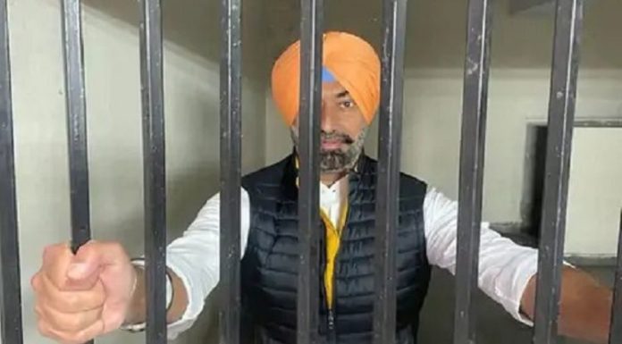 ਖਹਿਰਾ ਦਾ ਆਪਣੀ ਹੀ ਪਾਰਟੀ ‘ਤੇ ਹਮਲਾ, ਕਿਹਾ- ਕਾਂਗਰਸ ਨੇ ਮੇਰੇ ਖਿਲਾਫ ਰਚੀ ਸਿਆਸੀ ਸਾਜ਼ਿਸ਼, ਪੜ੍ਹੋ ਕਿਸ ਨੂੰ ਕਿਹਾ ‘ਆਸਤੀਨ ਦਾ ਸੱਪ’