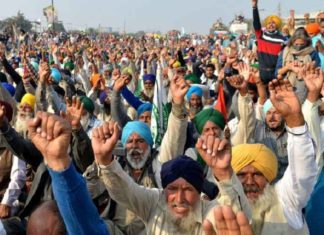 ਵੱਡੀ ਖਬਰ ! ਦਿੱਲੀ ਕੂਚ ਨਹੀਂ ਕਰਨਗੇ ਪੰਜਾਬ ਦੇ ਕਿਸਾਨ, ਹਰਿਆਣਾ ਬਾਰਡਰ ‘ਤੇ ਰਹਿਣਗੇ ਡੱਟੇ, 10 ਮਾਰਚ ਨੂੰ ਰੋਕਣਗੇ ਟਰੇਨਾਂ