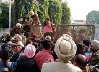 ਅੱਜ ਫਿਰ ਸਿੱਖਿਆ ਮੰਤਰੀ ਪਰਗਟ ਸਿੰਘ ਦੀ ਰਿਹਾਇਸ਼ ‘ਤੇ ਪਹੁੰਚੇ ਬੀਐੱਡ ਟੈੱਟ ਪਾਸ ਬੇਰੋਜ਼ਗਾਰ ਅਧਿਆਪਕ, ਪੁਲਿਸ ਨੇ ਕੀਤਾ ਲਾਠੀਚਾਰਜ