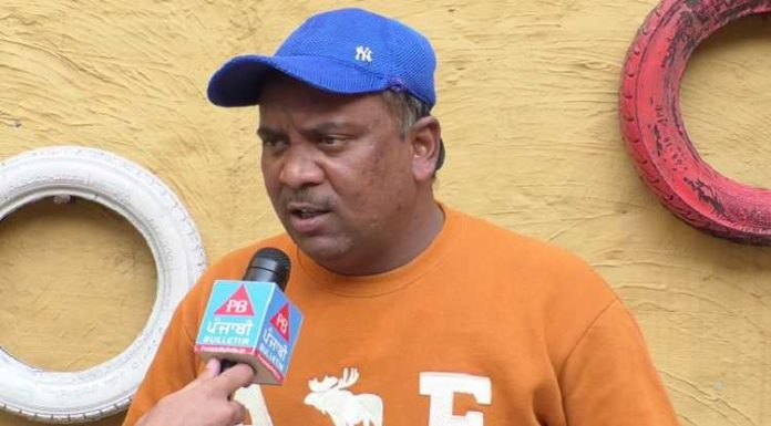 ਨੀਟੂ ਸ਼ਟਰਾਂ ਵਾਲਾ ਹੁਣ ਗੱਬਰ ਸਿੰਘ ਬਣ ਕੇ ਹਸਾਏਗਾ ਲੋਕਾਂ ਨੂੰ, ਵੇਖੋ ਨਵੀਂ ਫਿਲਮ ‘ਛੋਲੇ-ਭਟੂਰੇ’ ਦੀ ਸ਼ੂਟਿੰਗ