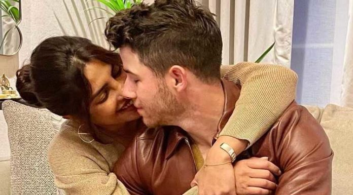 ਤਲਾਕ ਦੀਆਂ ਅਫਵਾਹਾਂ ‘ਚ ਪ੍ਰਿਯੰਕਾ ਚੋਪੜਾ ਨੇ ਪਤੀ ਨਿਕ ਜੋਨਸ ਨੂੰ ਕੀਤਾ ਰੋਸਟ, ਵੀਡੀਓ ਵੇਖ ਹੱਸਣੋਂ ਨਾ ਰਹੇ ਫੈਨਸ