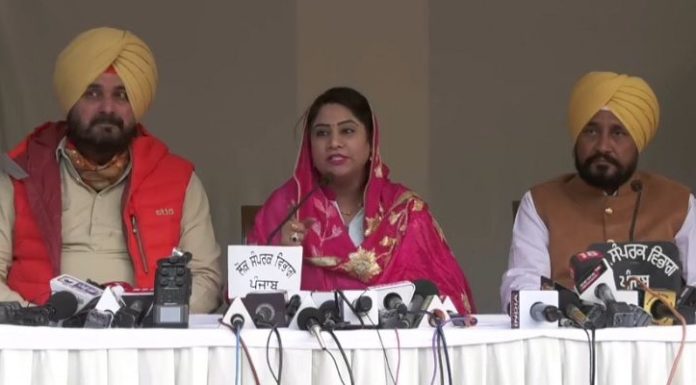 ਵਿਧਾਇਕਾ ਰੁਪਿੰਦਰ ਰੂਬੀ ਨੇ ‘ਆਪ’ ਛੱਡ ਕਾਂਗਰਸ ਦਾ ਫੜਿਆ ਹੱਥ, CM ਕੇਜਰੀਵਾਲ ‘ਤੇ ਕੱਢੀ ਭੜਾਸ, Video