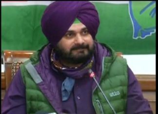 ਬਹਿਬਲ ਕਲਾਂ ਗੋਲੀਕਾਂਡ ਤੇ ਨਸ਼ਿਆਂ ਦੇ ਮੁੱਦੇ ‘ਤੇ ਸਿੱਧੂ ਦਾ ਚੰਨੀ ਸਰਕਾਰ ‘ਤੇ ਫਿਰ ਸਿਆਸੀ ਹਮਲਾ, “ਸਮਝੌਤਾ ਕਰਨ ਵਾਲਾ ਅਧਿਕਾਰੀ ਚੁਣੋ ਜਾਂ ਪ੍ਰਦੇਸ਼ ਕਾਂਗਰਸ ਪ੍ਰਧਾਨ”