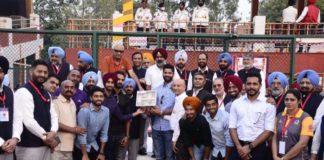 ਐਨ.ਆਰ.ਆਈ. ਗਾਖਲ ਬ੍ਰਾਦਰਜ਼ ਵਲੋਂ ਉਲੰਪਿਕ ’ਚ ਵਧੀਆ ਪ੍ਰਦਰਸ਼ਨ ਕਰਨ ’ਤੇ ਭਾਰਤੀ ਹਾਕੀ ਦੇ ਪੁਰਸ਼ ਤੇ ਮਹਿਲਾ ਖਿਡਾਰੀਆਂ ਨੂੰ 11 ਲੱਖ ਦਾ ਨਗਦ ਇਨਾਮ