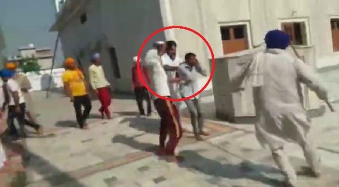 ਤਰਨਤਾਰਨ : ਗੁਰਦੁਆਰਾ ਸਾਹਿਬ ‘ਚ ਬਿਨਾਂ ਸਿਰ ਢਕੇ ਗਏ SC ਨੌਜਵਾਨ ਦੀ ਬੇਰਹਿਮੀ ਨਾਲ ਕੁੱਟਮਾਰ