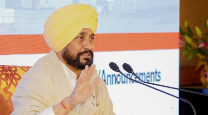 ਮੇਰੀ ਸਰਕਾਰ ਦਾ ਜ਼ਮੀਨੀ ਪੱਧਰ ’ਤੇ ਲਾਗੂ ਨਾ ਹੋਇਆ ਇਕ ਵੀ ਫੈਸਲਾ ਜਾਂ ਐਲਾਨ ਦੱਸੋ- ਮੁੱਖ ਮੰਤਰੀ ਚੰਨੀ ਵੱਲੋਂ ਵਿਰੋਧੀਆਂ ਨੂੰ ਚੁਣੌਤੀ