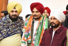 ਮੁੱਖ ਮੰਤਰੀ ਚੰਨੀ ਅਤੇ ਪੰਜਾਬ ਕਾਂਗਰਸ ਦੇ ਪ੍ਰਧਾਨ ਨਵਜੋਤ ਸਿੱਧੂ ਦੀ ਹਾਜ਼ਰੀ ‘ਚ ਸਿੱਧੂ ਮੂਸੇਵਾਲਾ ਕਾਂਗਰਸ ’ਚ ਸ਼ਾਮਲ, ਵੇਖੋ ਵੀਡੀਓ