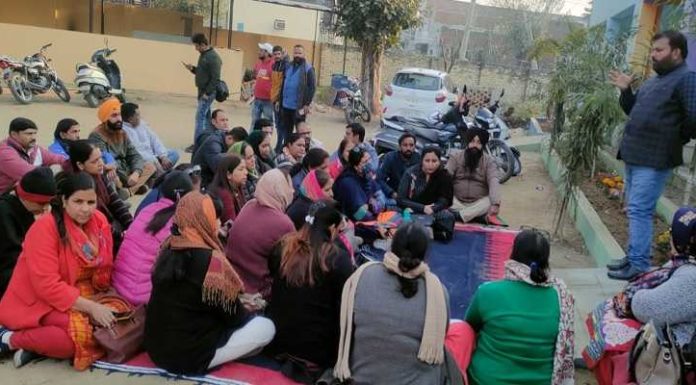 ਜਲੰਧਰ : ਬੇਰੋਜ਼ਗਾਰ ਅਧਿਆਪਕ ਅੱਜ ਸਿੱਖਿਆ ਮੰਤਰੀ ਪਰਗਟ ਸਿੰਘ ਦੀ ਕੋਠੀ ਅੱਗੇ ਕਰਨਗੇ ਸਮੂਹਿਕ ਆਤਮਦਾਹ