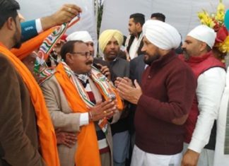 ਅਕਾਲੀ ਦਲ ਨੂੰ ਝਟਕਾ, ਸੇਠ ਸਤਪਾਲ ਮੱਲ ਕਾਂਗਰਸ ‘ਚ ਸ਼ਾਮਿਲ, CM ਚੰਨੀ ਨੇ ਕਰਵਾਈ ਘਰ ਵਾਪਸੀ