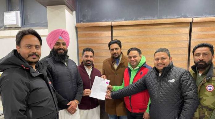 ਨਕੋਦਰ ਹਲਕੇ ਤੋਂ ਕਾਂਗਰਸੀ ਉਮੀਦਵਾਰਾਂ ਨੇ ਚੰਡੀਗੜ੍ਹ ਜਾ ਟਿਕਟ ਅਪਲਾਈ ਕਰ ਕੀਤੀ ਦਾਅਵੇਦਾਰੀ ਪੇਸ਼