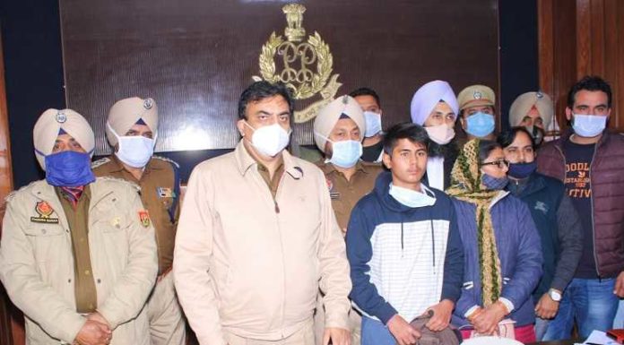 ਫਿਰੋਜ਼ਪੁਰ : ਟਿਊਸ਼ਨ ਪੜ੍ਹਨ ਗਿਆ 16 ਸਾਲ ਦਾ ਮੁੰਡਾ ਕਿਡਨੈਪ ਕਰਕੇ ਮੰਗੇ 5 ਲੱਖ ਰੁਪਏ, 3 ਗ੍ਰਿਫਤਾਰ; ਆਰੋਪੀਆਂ ਦੀ ਉਮਰ 22 ਤੋਂ 25 ਸਾਲ ਵਿਚਾਲੇ