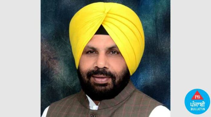 ਬਿਜਲੀ ਦੀਆਂ ਸ਼ਿਕਾਇਤਾਂ ਦੇ ਹੱਲ ਲਈ ਵਟਸਐਪ ਨੰਬਰ ਜਾਰੀ, ਹੋਵੇਗਾ ਤੁਰੰਤ ਹੱਲ, ਪੜ੍ਹੋ ਪੂਰੀ ਖਬਰ