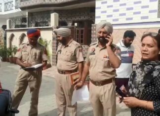 ਪੰਜਾਬ ‘ਚ ਨਹੀਂ ਰੁੱਕ ਰਿਹਾ ਕ੍ਰਾਇਮ, ਜਲੰਧਰ ‘ਚ ਬੇਖੌਫ ਲੁਟੇਰਿਆਂ ਨੇ ਬੰਦੂਕ ਵਿਖਾ ਕੇ 12 ਲੱਖ ਦੇ ਗਹਿਣੇ ਲੁੱਟੇ