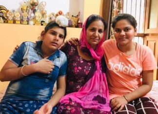 ਕਰਾੜੀ ਪਿੰਡ ਦੀ ਹਰਲੀਨ ਨੇ 12ਵੀਂ ‘ਚ ਜਲੰਧਰ ਜਿਲੇ ‘ਚ ਕੀਤਾ ਟੌਪ