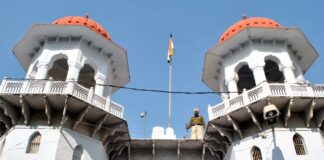 ਵਿਵਾਦਾਂ ‘ਚ ਘਿਰੀ ਪਟਿਆਲਾ ਜੇਲ੍ਹ : ਪਲਾਸਿਟਕ ਦੀ ਬੋਤਲ ‘ਚ ਪਾ ਕੇ ਮਿੱਟੀ ‘ਚ ਦੱਬੇ ਮਿਲੇ ਕਈ ਸਿਮ ਕਾਰਡ