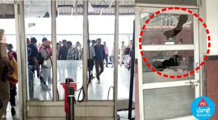 ਠੇਕੇ ‘ਤੇ ਫੌਜ ਭਰਤੀ ਦੀ ਸਕੀਮ ਖਿਲਾਫ ਲੁਧਿਆਣਾ ਰੇਲਵੇ ਸਟੇਸ਼ਨ ‘ਤੇ ਤੋੜਫੋੜ, ਪੁਲਿਸ ਦੀ ਗੱਡੀਆਂ ਭੰਨ੍ਹੀਆਂ